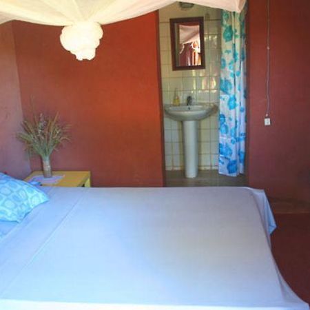 Itc Lodge Ranohira Buitenkant foto