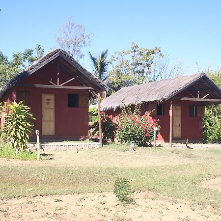 Itc Lodge Ranohira Buitenkant foto