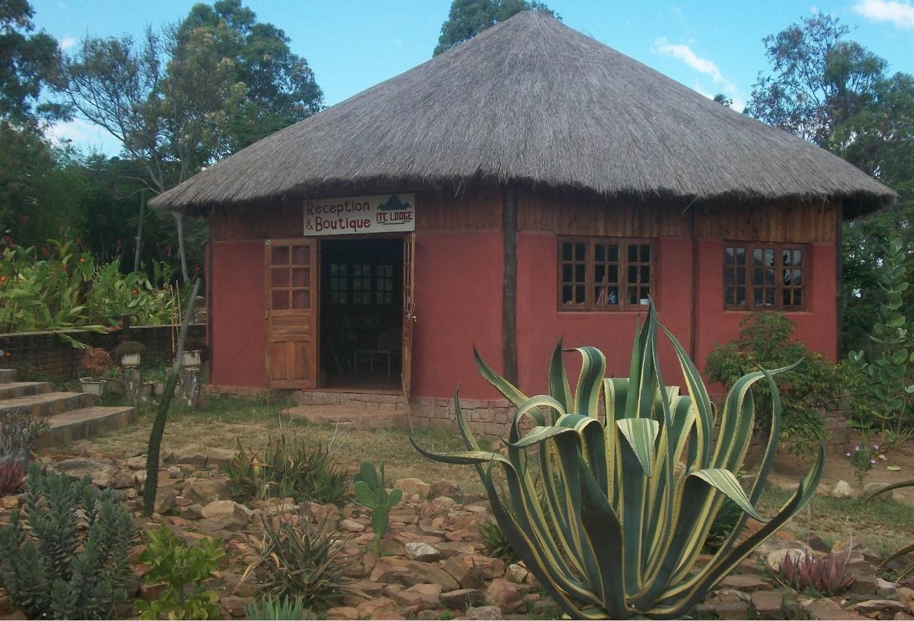 Itc Lodge Ranohira Buitenkant foto
