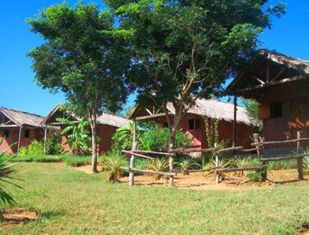 Itc Lodge Ranohira Buitenkant foto