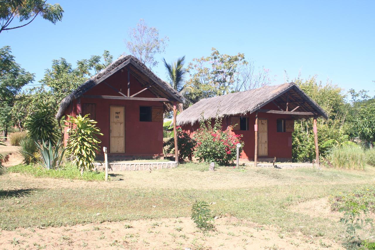 Itc Lodge Ranohira Buitenkant foto